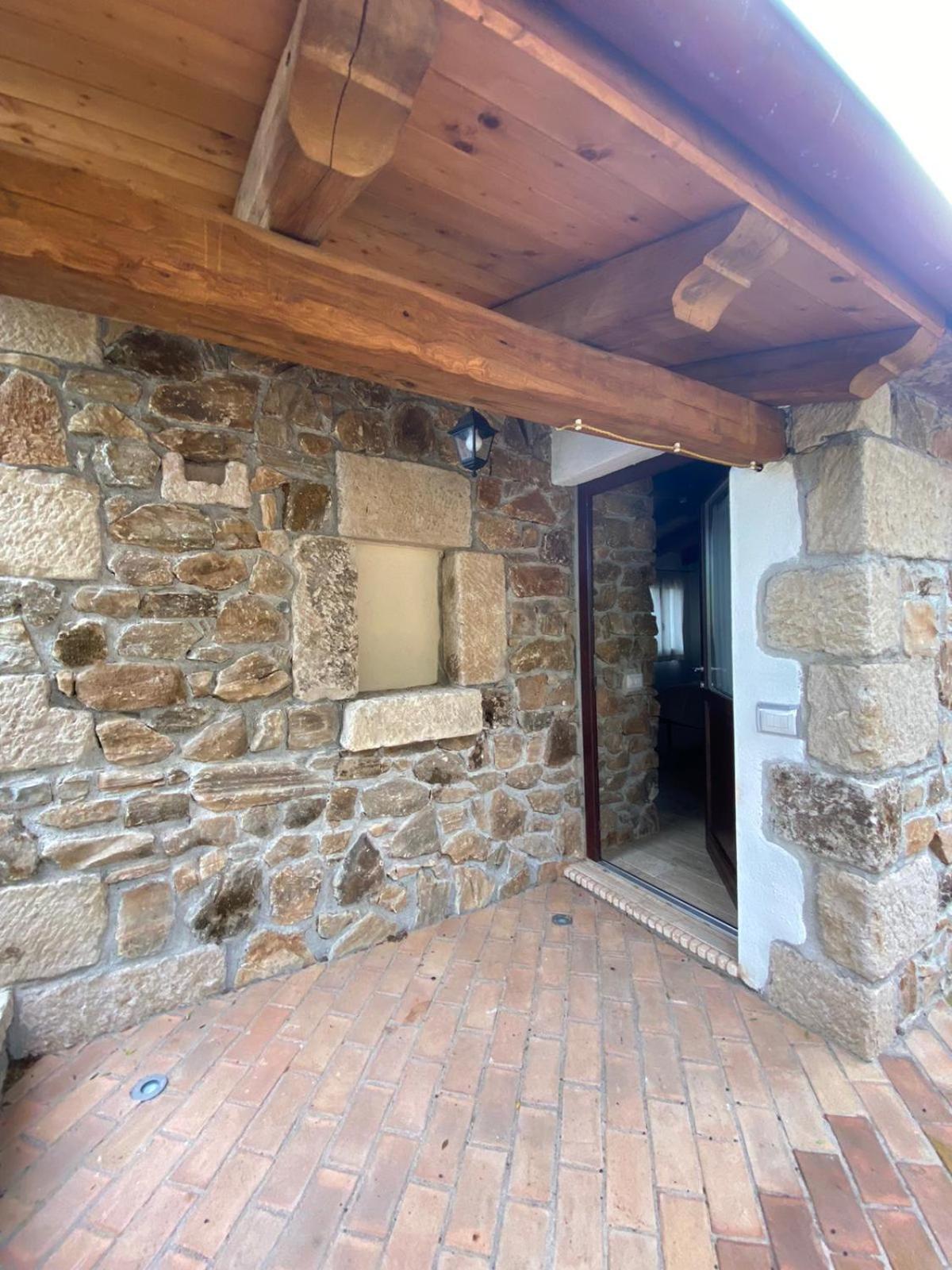 Su Lidone Appartement Ozieri Buitenkant foto